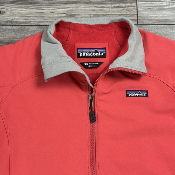 Patagonia Light Jacket - Picture 2 of 4